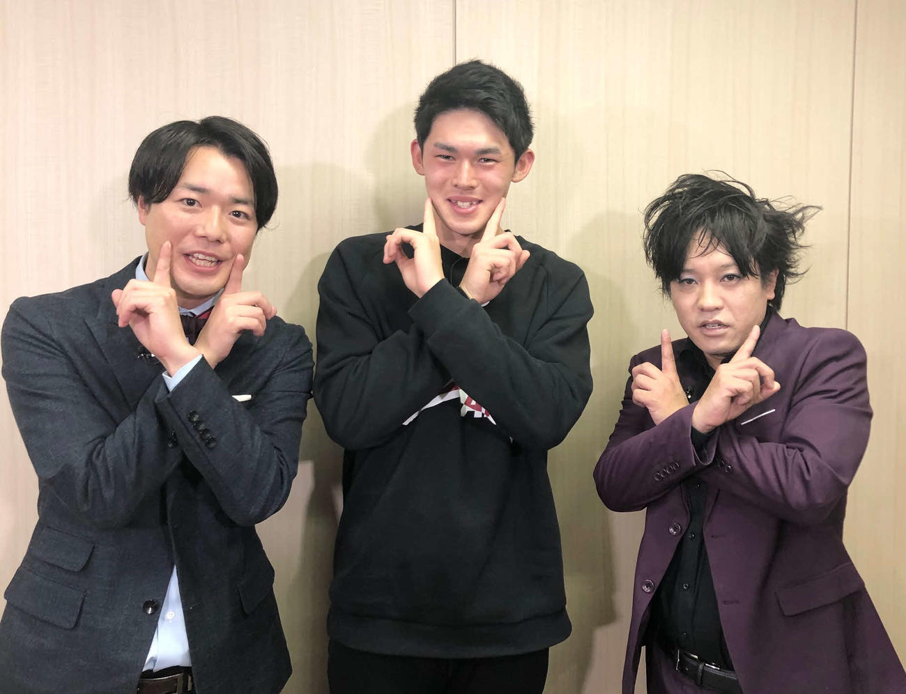 ロッテ佐々木朗とお笑いコンビ「ぺこぱ」