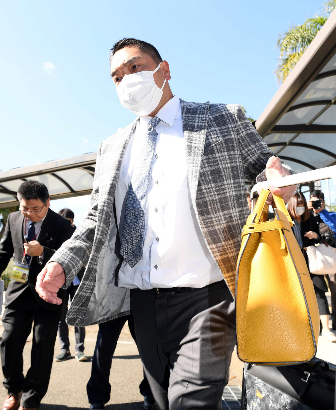 宮崎入りした巨人阿部2軍監督（撮影・たえ見朱実）
