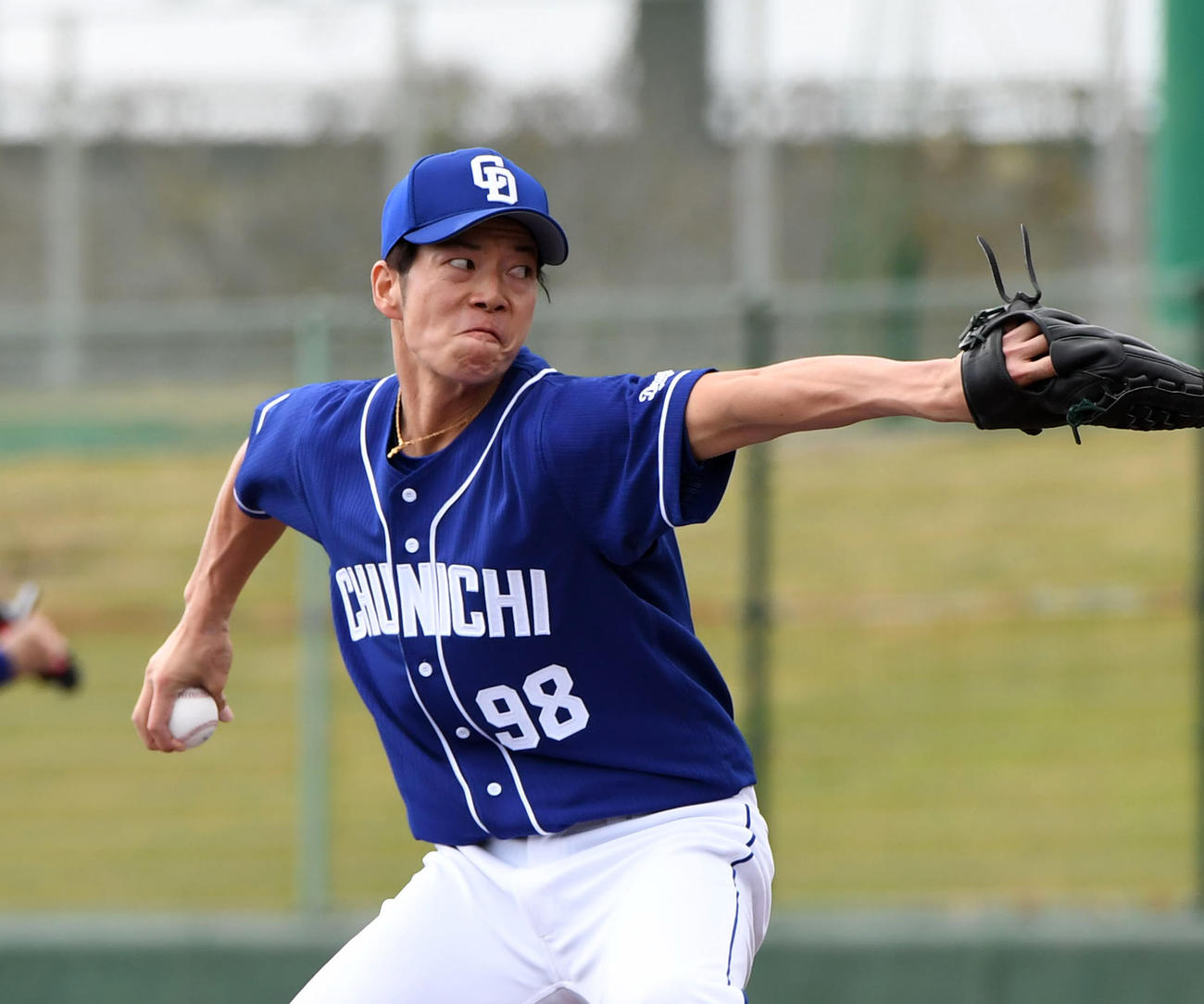 紅白戦の6回裏に登板した木下雄介（撮影・森本幸一）