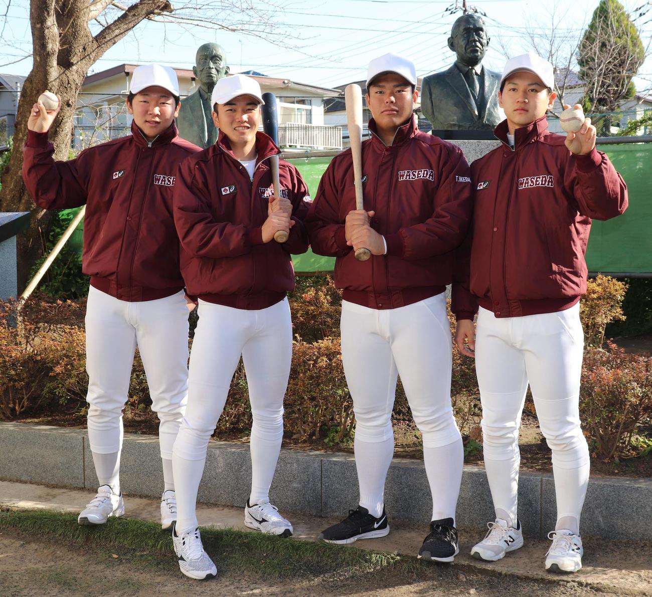 早大にアスリート選抜入試で合格した4人。左から習志野・飯塚、東邦・熊田、山梨学院・野村、履正社・清水（撮影・古川真弥）