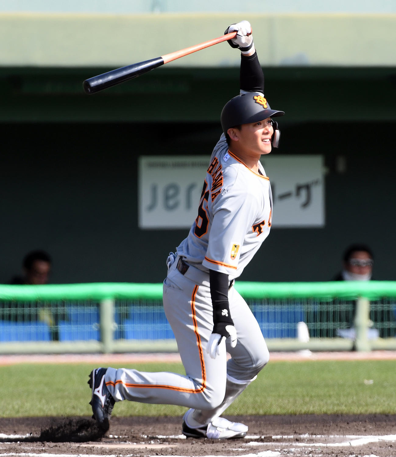 紅白戦　5回表紅組1死二塁、右前安打を放つ石川（撮影・たえ見朱実）