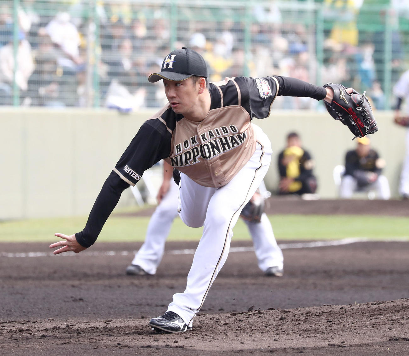 阪神対日本ハム　2回を投げ1安打に抑える斎藤（撮影・黒川智章）