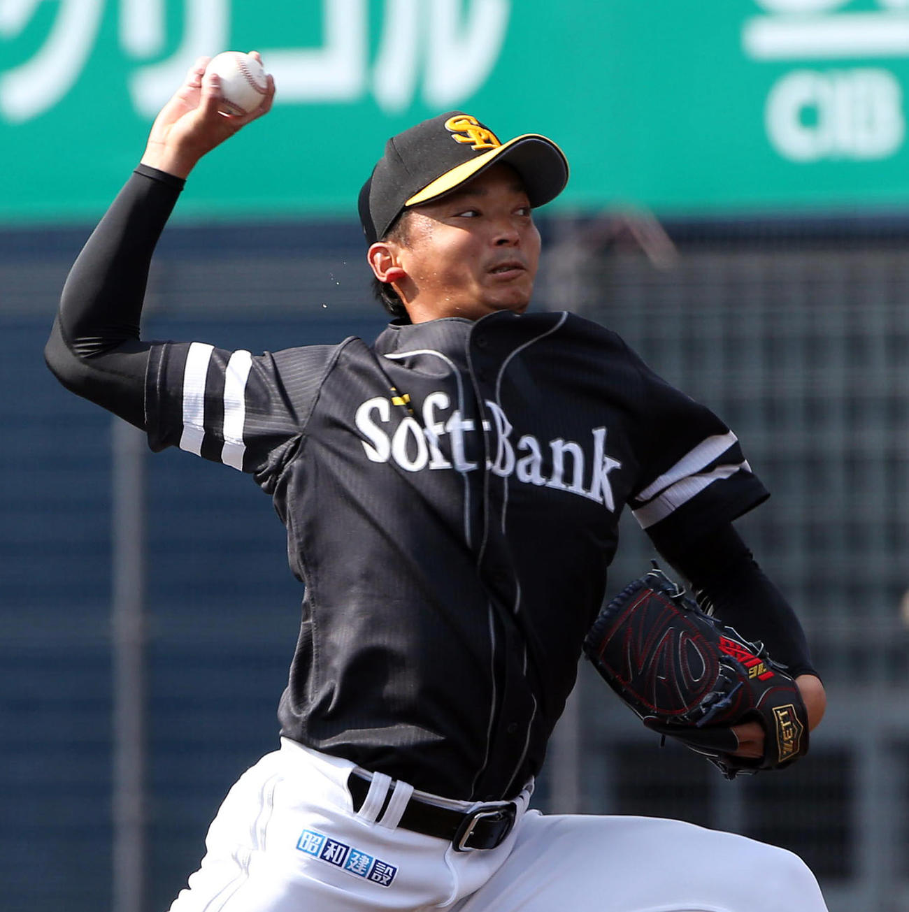 シート打撃に登板した東浜（撮影・栗木一考）