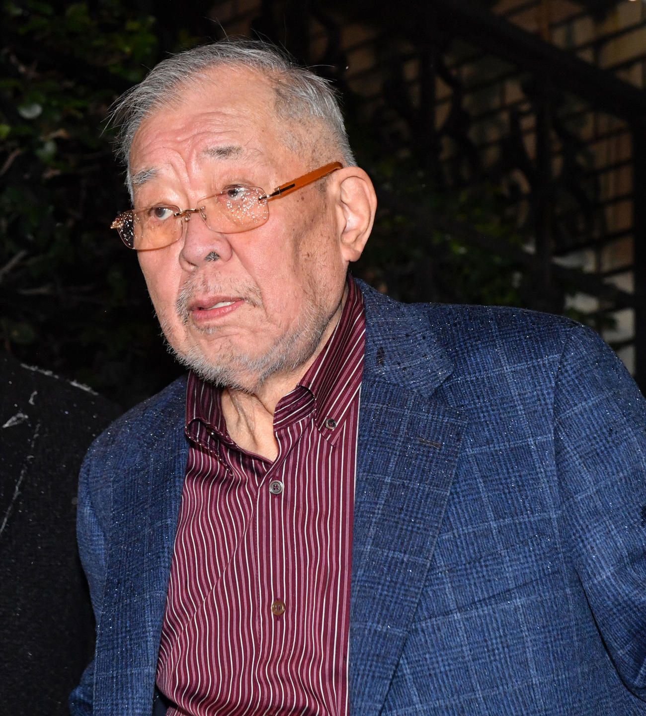 17年12月8日、野村沙知代さん死去について会見する野村克也氏