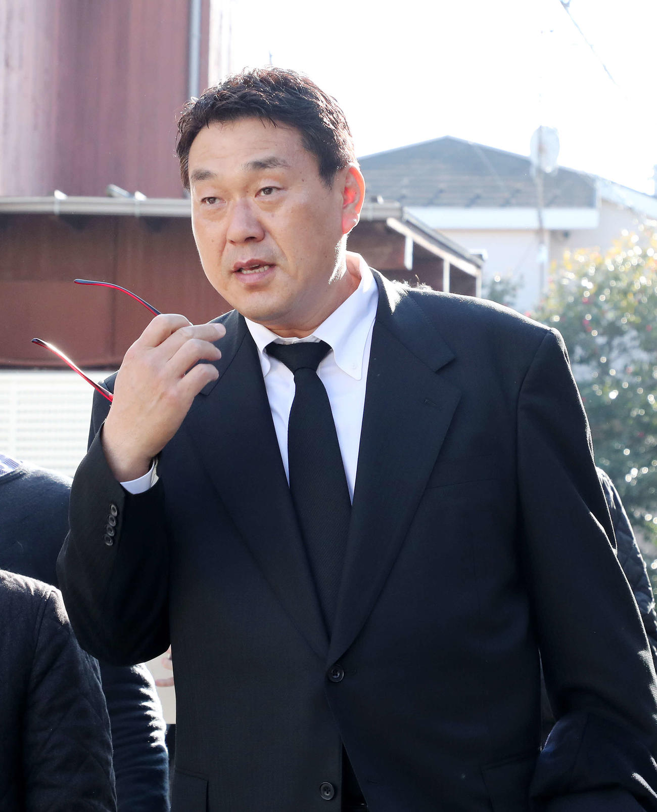故野村氏の思い出を語る広沢氏（撮影・鈴木正人）