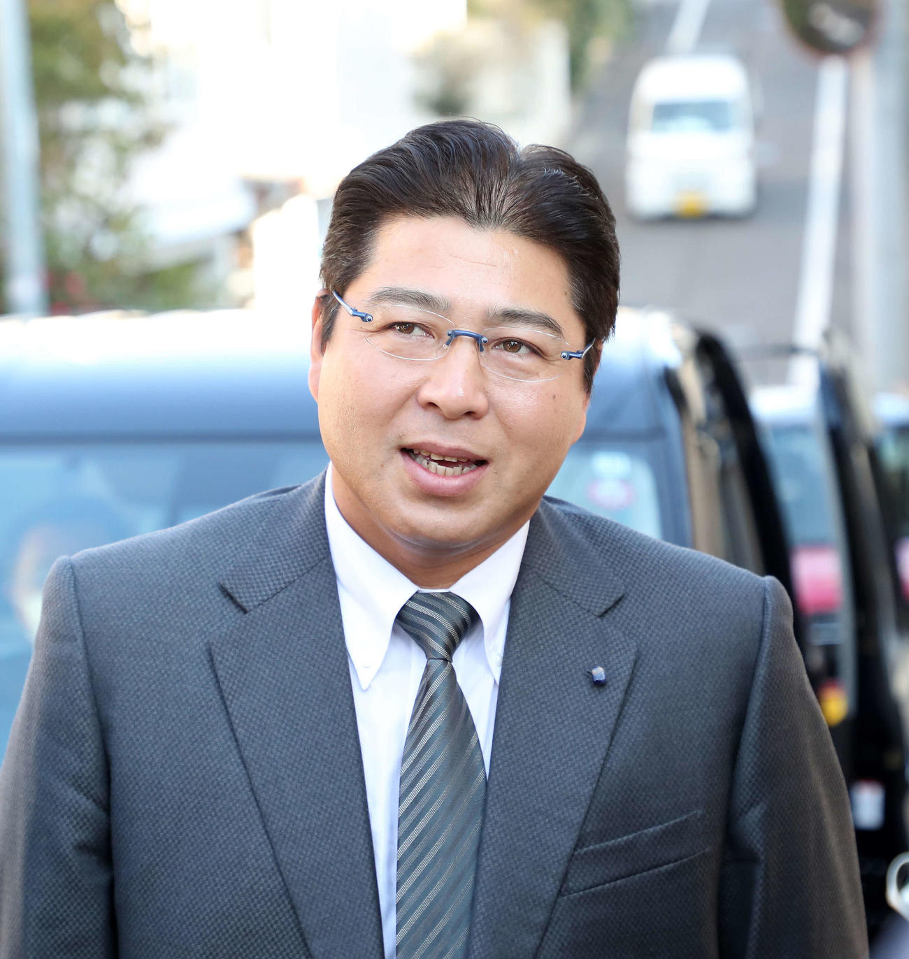 故野村氏の思い出を語る真中氏（撮影・鈴木正人）