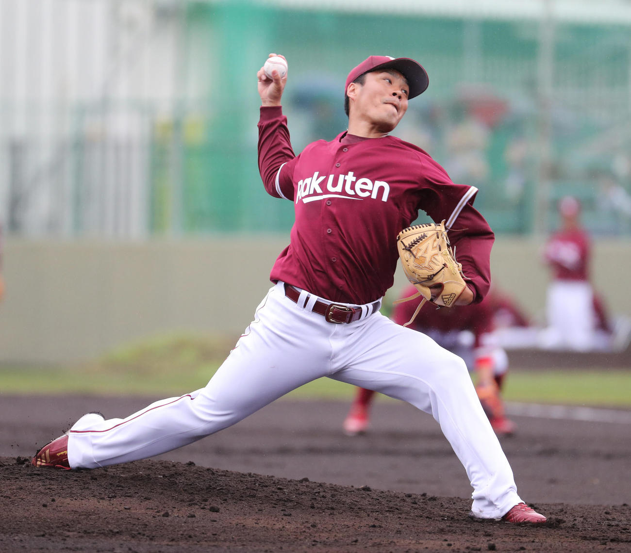 練習試合阪神対楽天　楽天先発則本昂大（撮影・清水貴仁）
