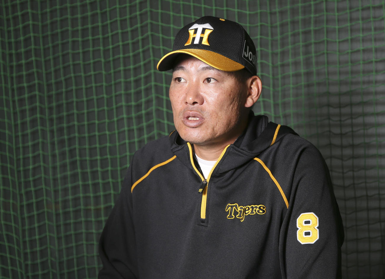 インタビューを受けた阪神福留孝介（撮影・上山淳一）