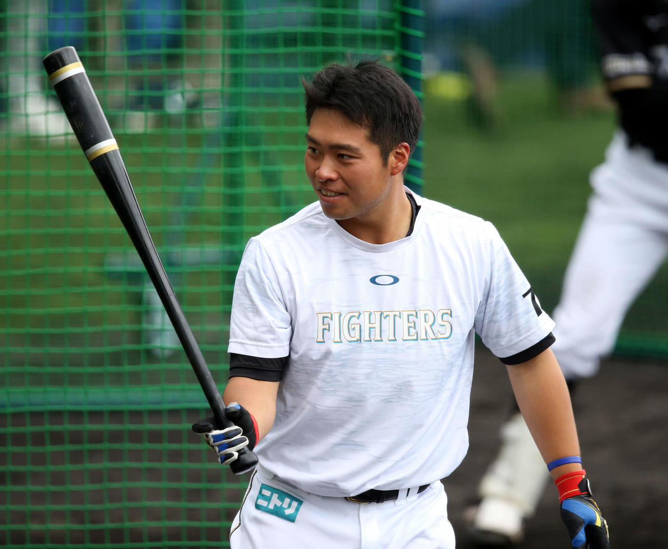 打撃練習をする日本ハム今井（撮影・佐藤翔太）
