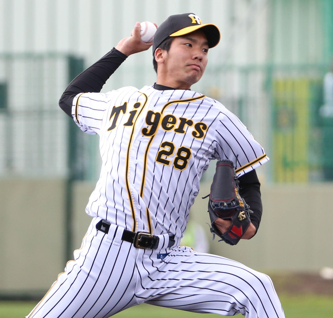 阪神先発の小野泰己（撮影・上山淳一）