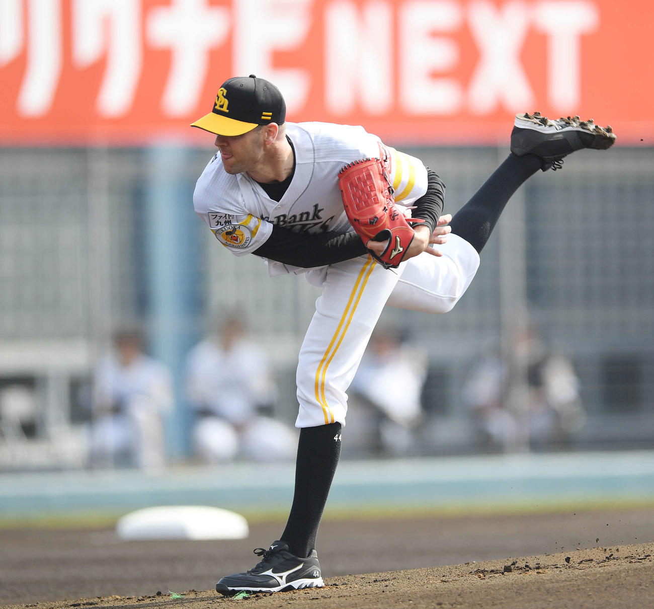 ソフトバンク対ロッテ　先発し力投するソフトバンク・バンデンハーク（撮影・鈴木みどり）