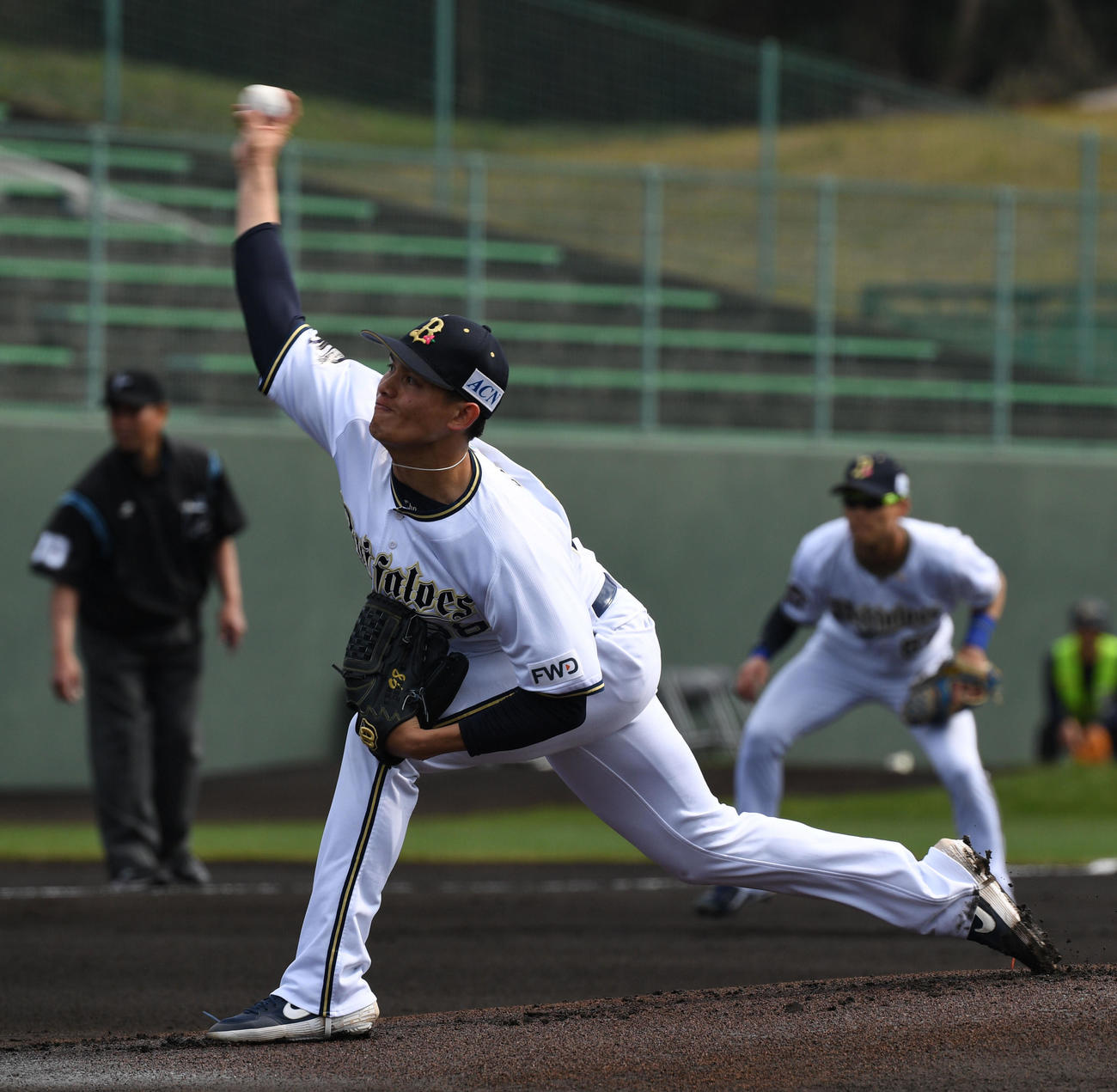 西武戦に先発した張奕（撮影・渦原淳）