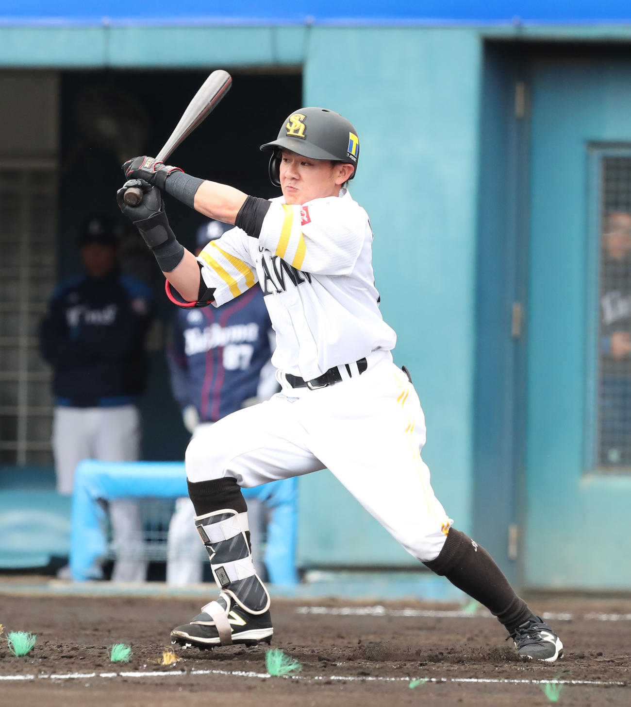 ソフトバンク対西武　2回裏ソフトバンク無死一塁、牧原は相手エラーで一気に二塁まで走る（撮影・梅根麻紀）