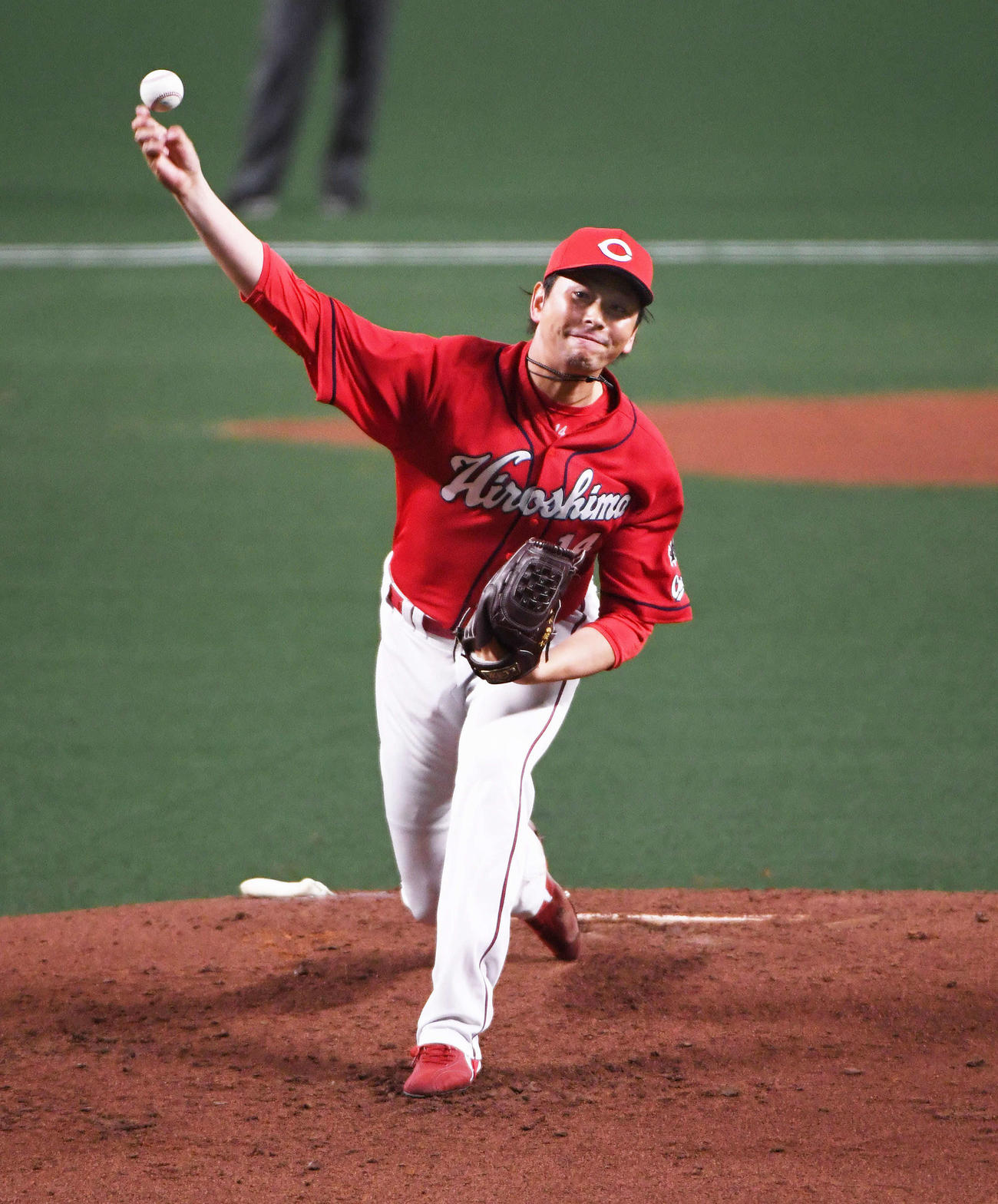 力投する広島先発の大瀬良（撮影・森本幸一）