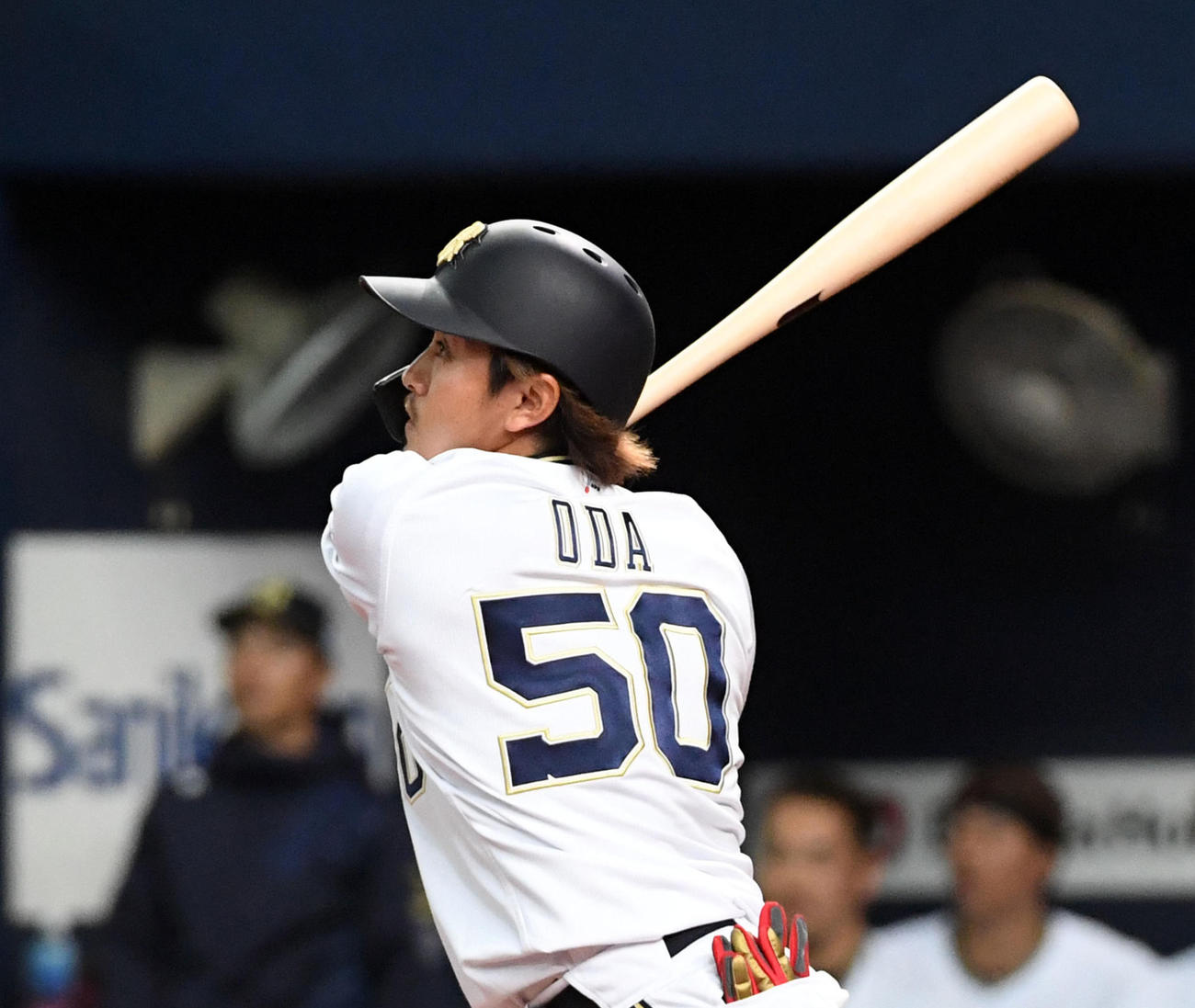 2回裏オリックス2死、小田裕也は中越え本塁打を放つ（撮影・前岡正明）