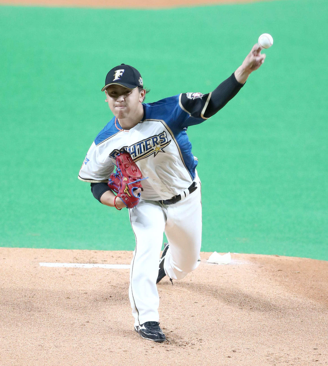 日本ハム対巨人　日本ハム先発の河野（撮影・黒川智章）