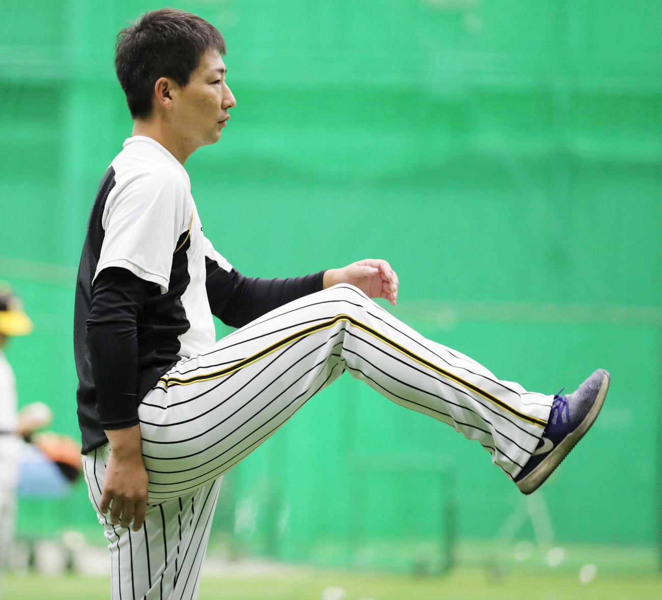 練習を行う岩崎優（撮影・清水貴仁）