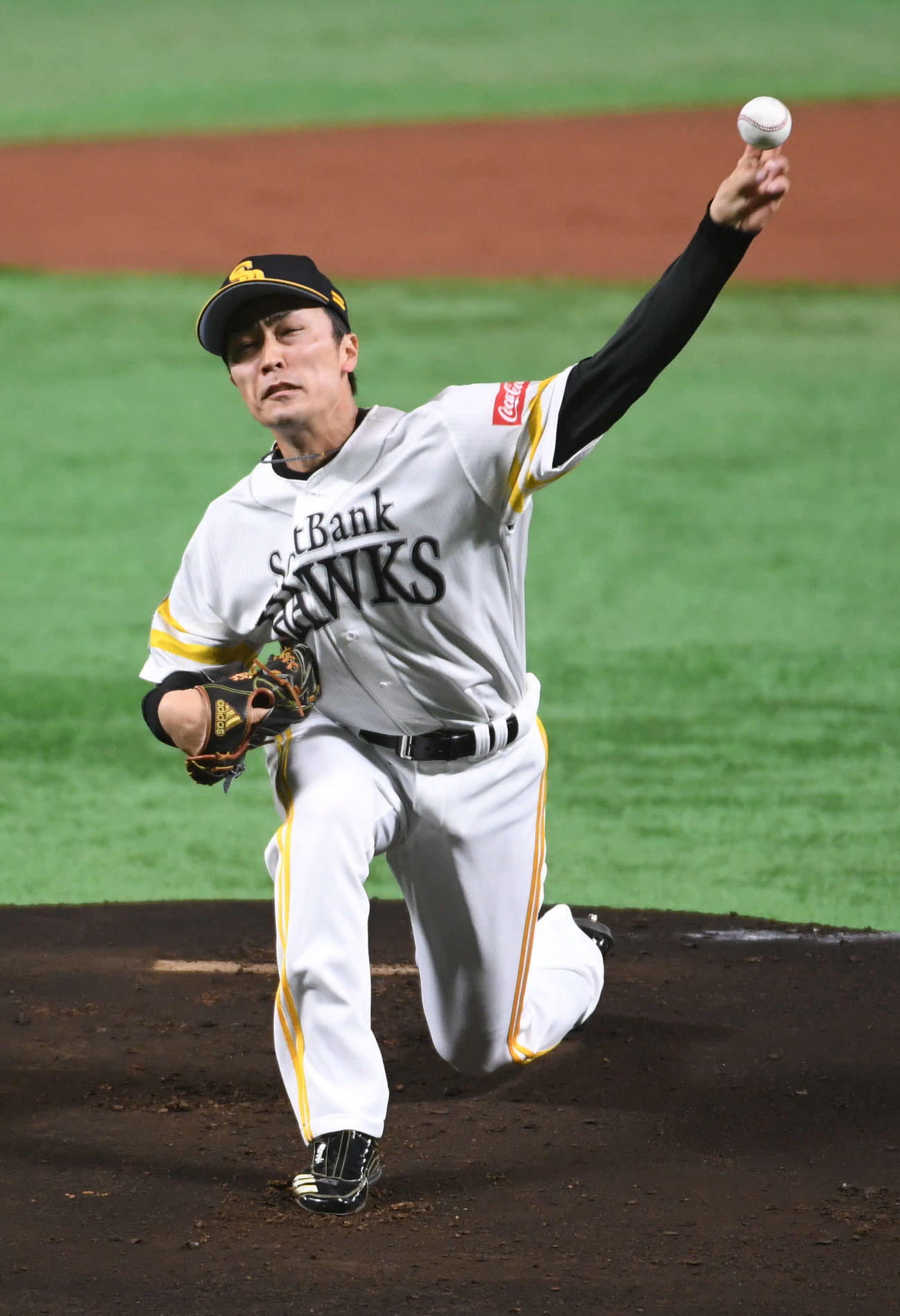ソフトバンク対ヤクルト　先発の和田は4回を1失点に抑える（撮影・今浪浩三）