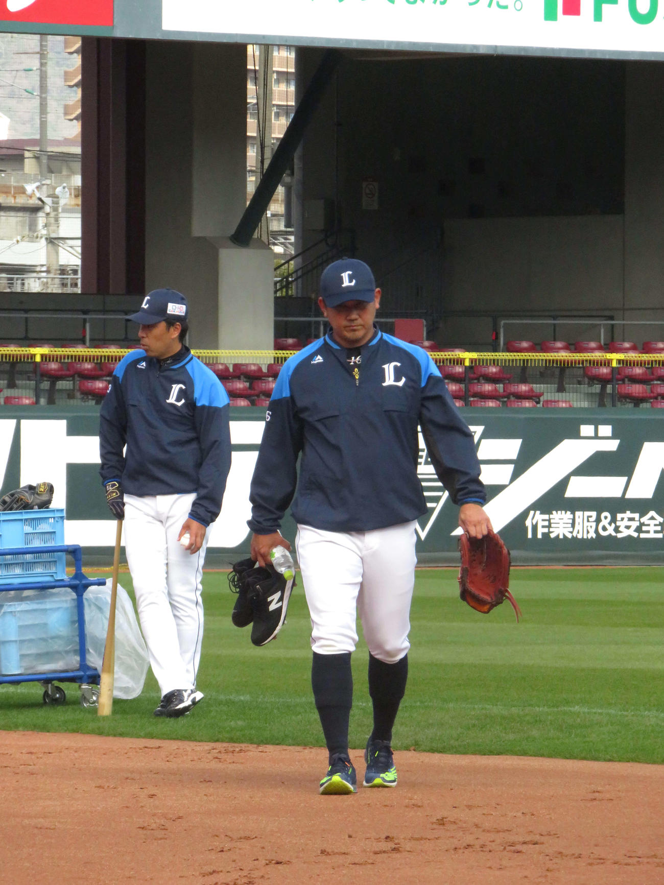調整を終え引き揚げる松坂