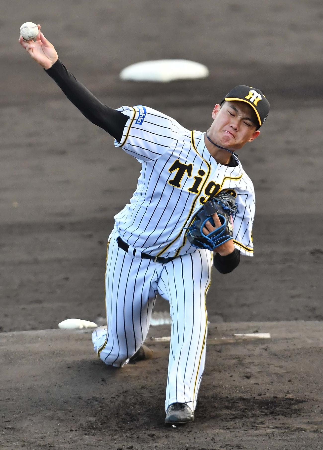 阪神西純矢（20年3月撮影）