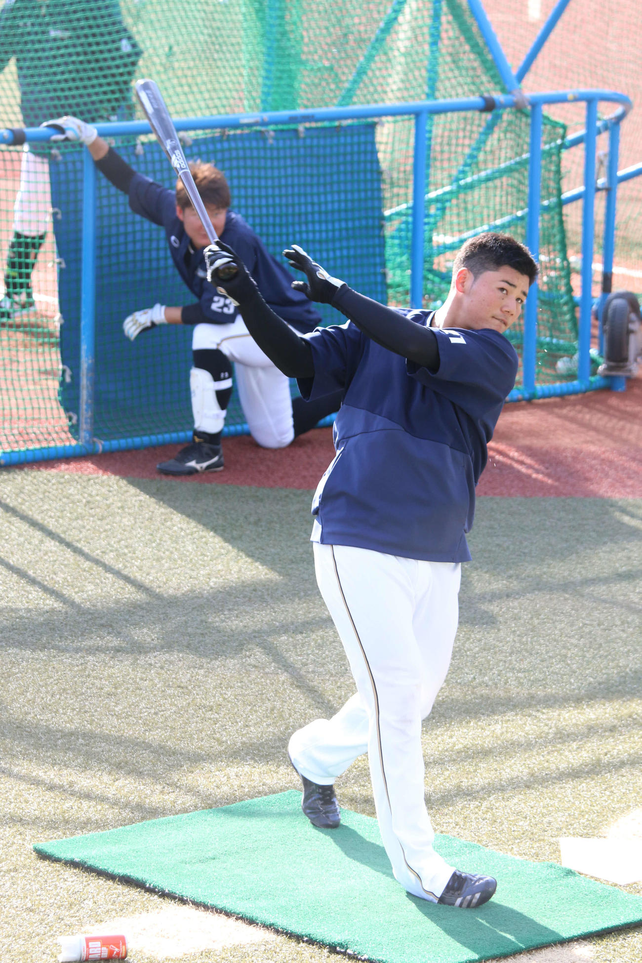 ティー打撃に励む日本ハム清宮（撮影・田中彩友美）