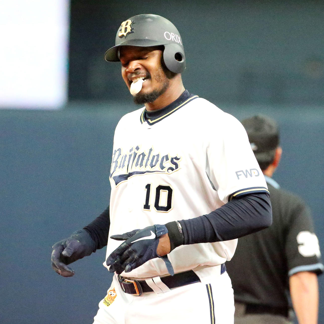 オリックス対中日　1回裏オリックス1死一、三塁、ジョーンズは二ゴロ併殺に倒れる（撮影・上山淳一）