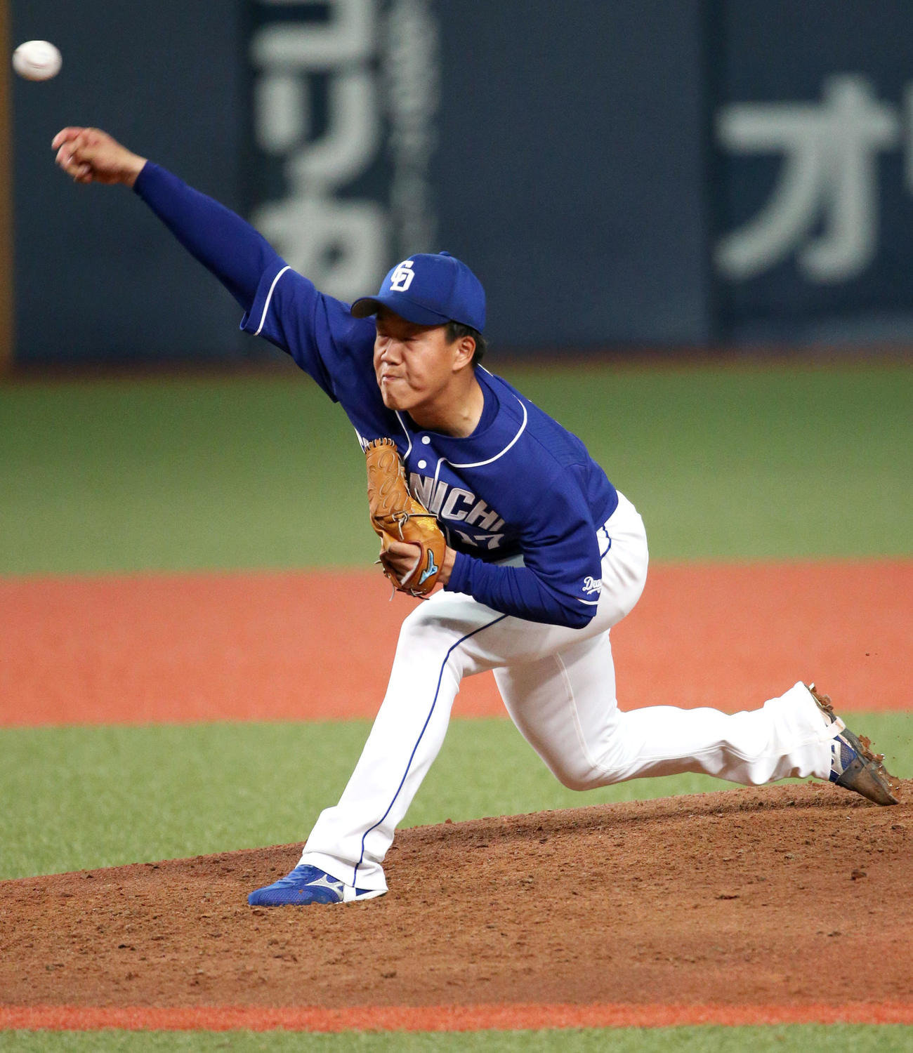 オリックス対中日　好投する中日の柳裕也（撮影・上山淳一）