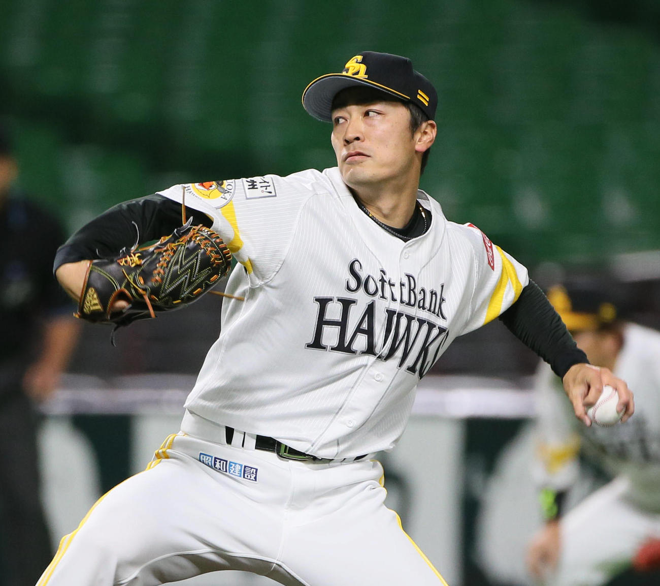 ソフトバンク対巨人　巨人打線を相手に力投する和田（撮影・栗木一考）
