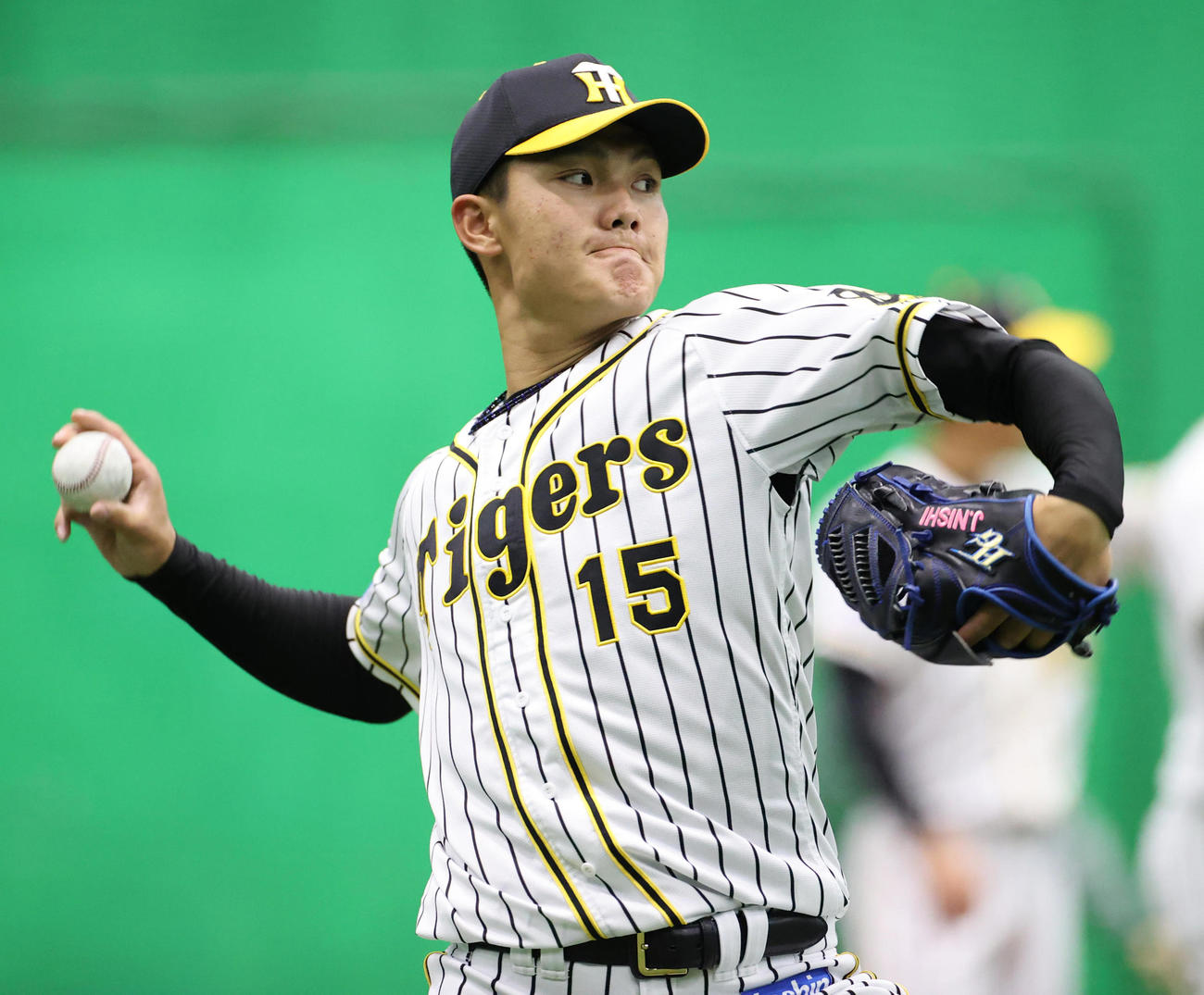 キャッチボールを行う西純矢（2020年3月10日）