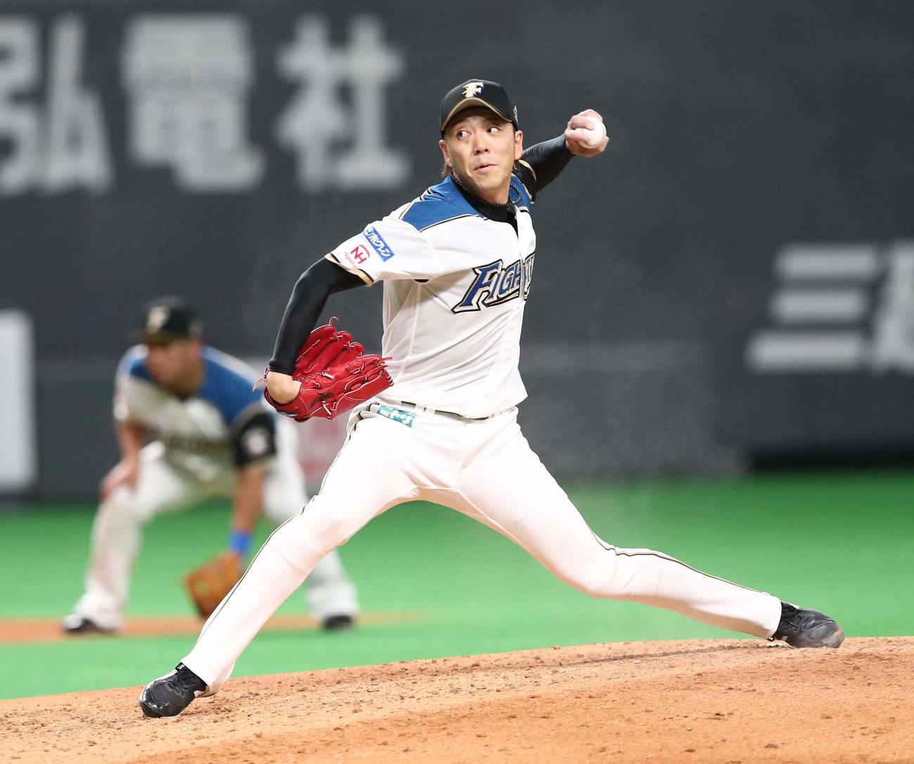 日本ハム対DeNA　7回に登板の宮西（撮影・黒川智章）
