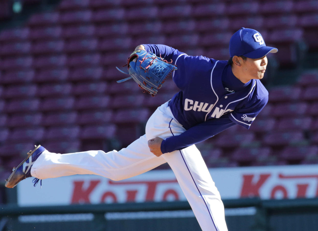 広島対中日　9回裏に登板した岡田（撮影・加藤孝規）