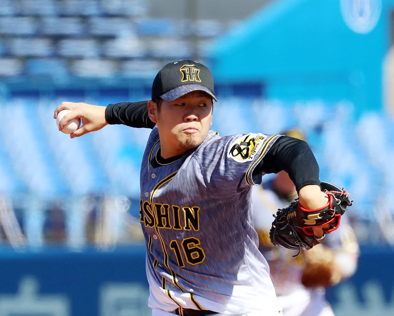ヤクルト戦に先発し3回3失点の阪神西勇輝（撮影・加藤哉）