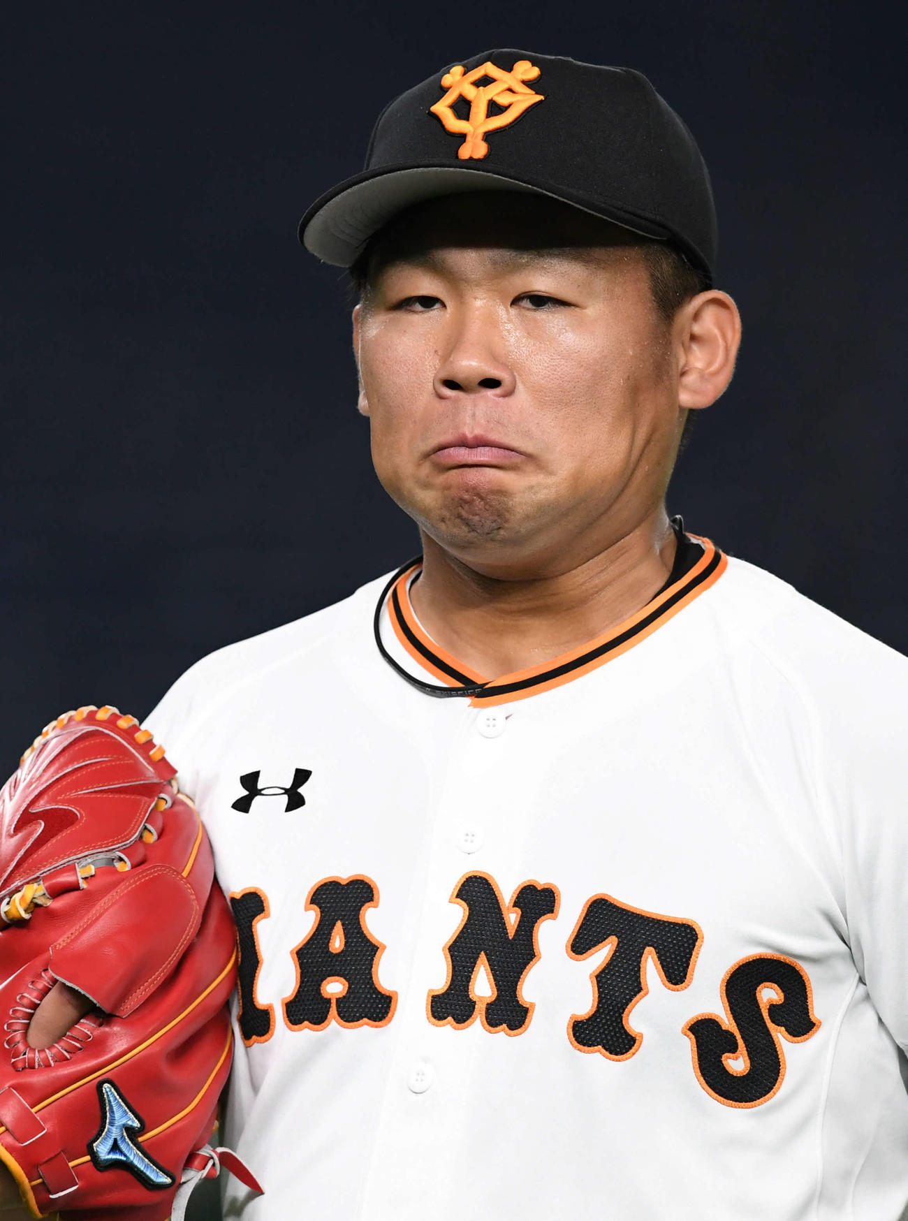 巨人対DeNA　小走りでベンチに戻る巨人田口（撮影・山崎安昭）
