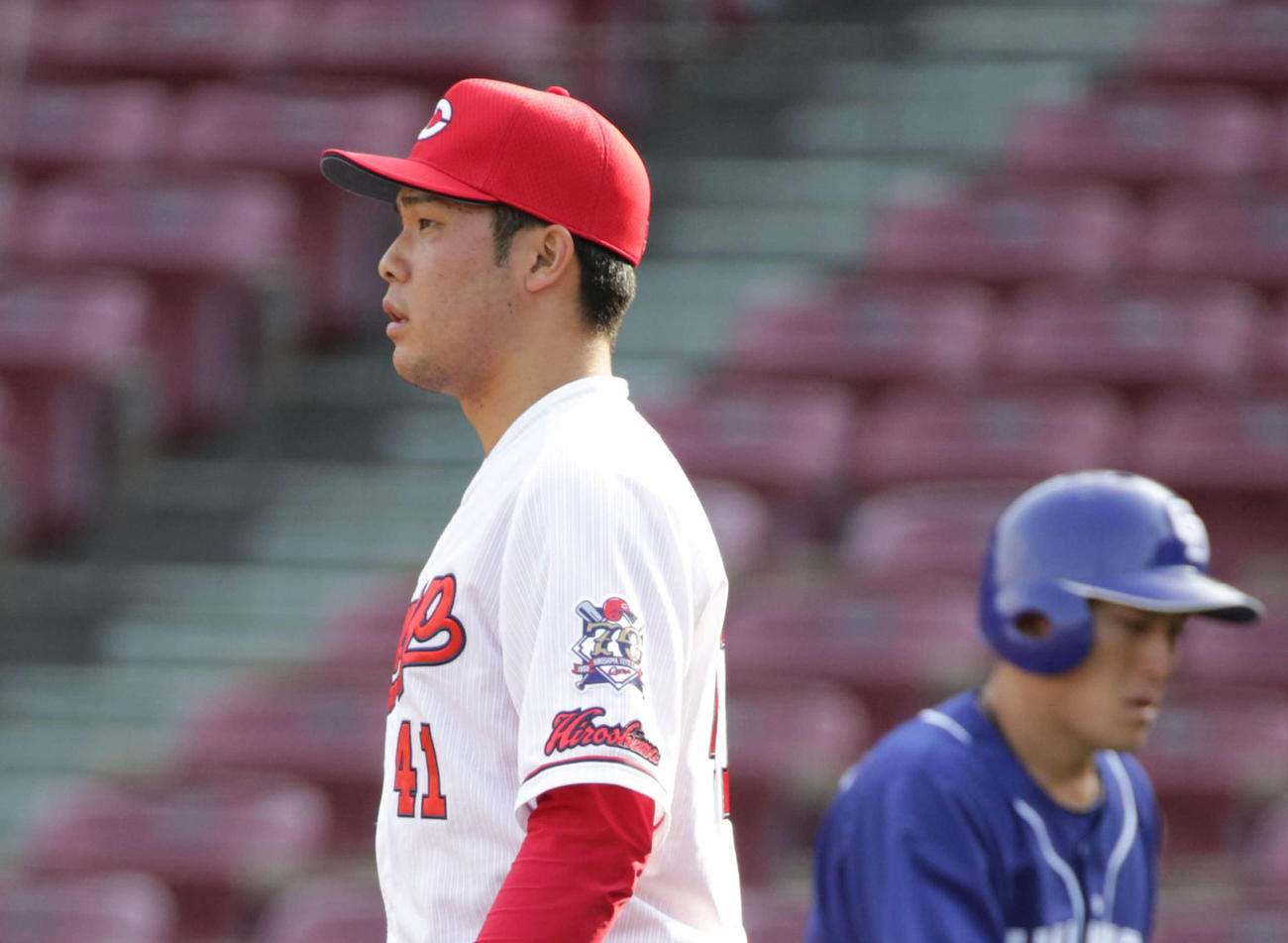 広島対中日　乱調の広島藤井皓哉（撮影・加藤孝規）