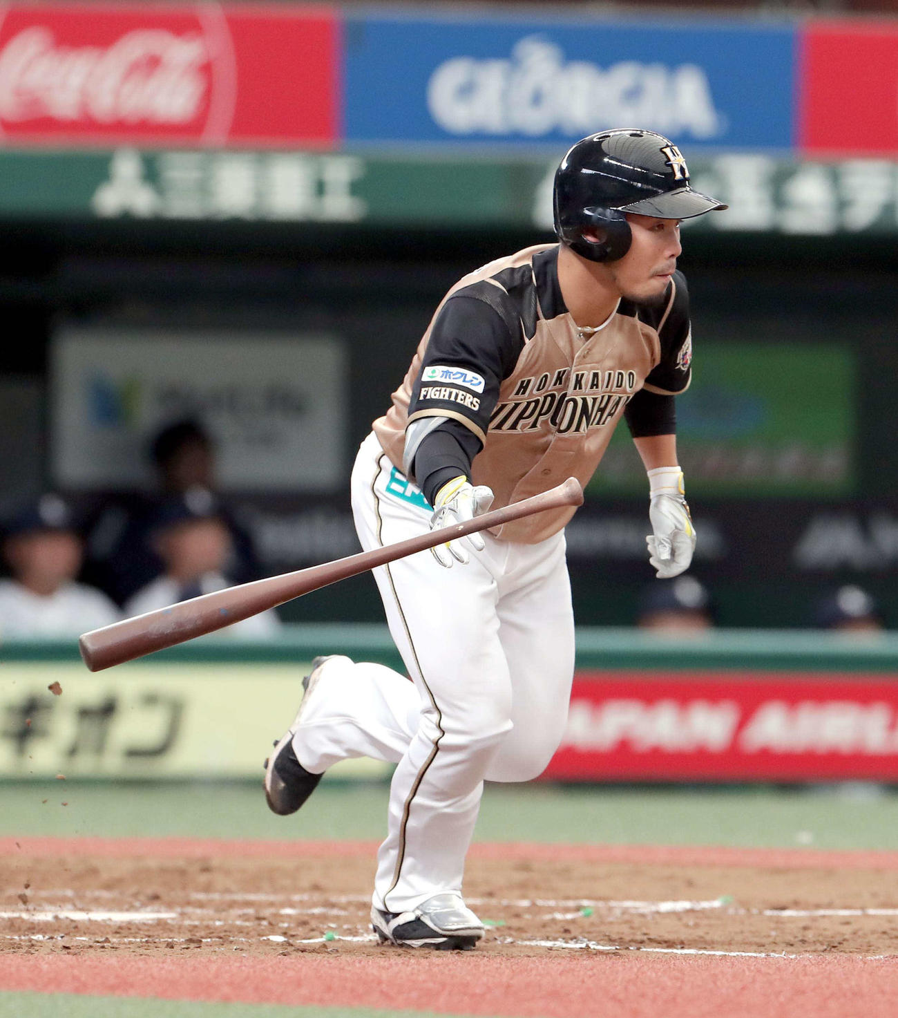 西武対日本ハム　2回表日本ハム2死満塁、近藤は右前適時打を放つ（撮影・佐藤翔太）