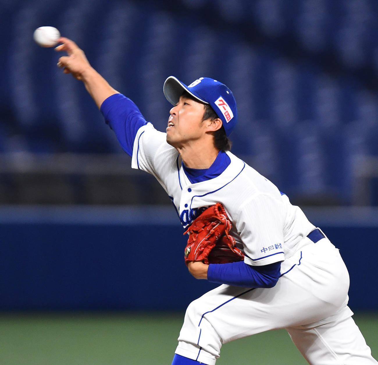 中日対巨人　1回表、先発登板する吉見一起（撮影・森本幸一）