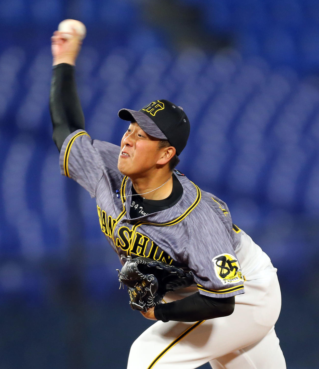 DeNA対阪神　4番手の阪神谷川（撮影・大野祥一）
