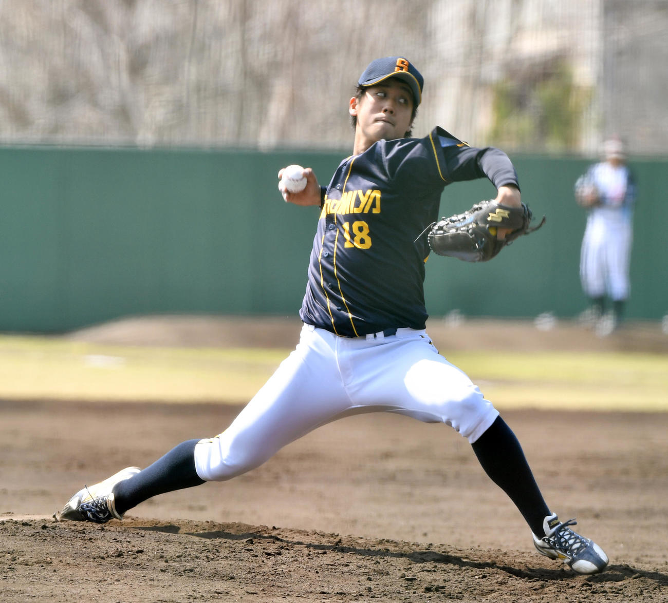 東京都企業春季大会、JPアセット証券戦で先発した鷺宮製作所・平川裕太（撮影・柴田隆二）
