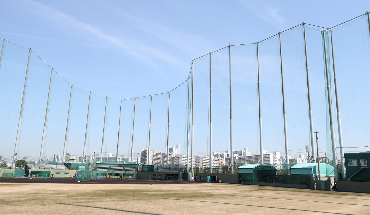 鳴尾浜球場