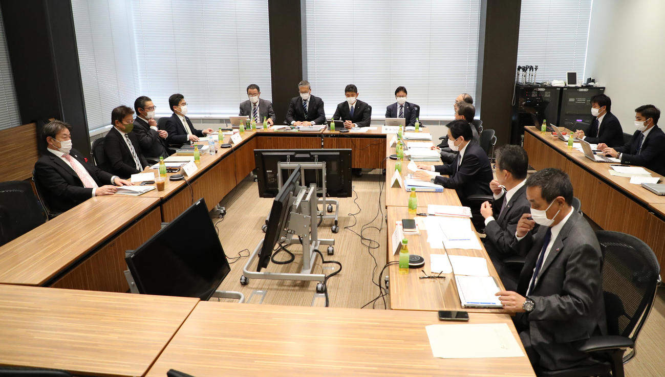 今後の対応を協議したプロ野球セ・リーグ理事会（代表撮影）