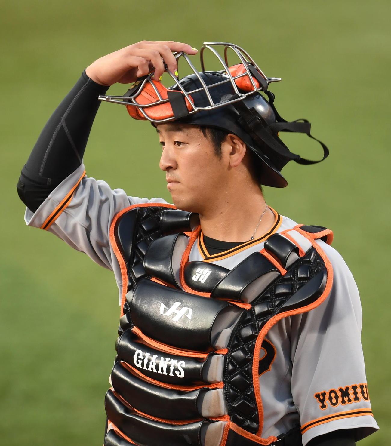 巨人岸田行倫