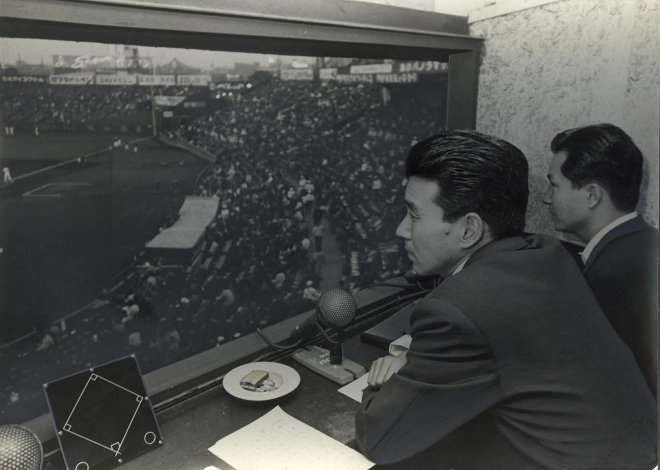 現役を引退した後の1966年（昭和41年）からはフジテレビ、ニッポン放送の解説者として活躍した。