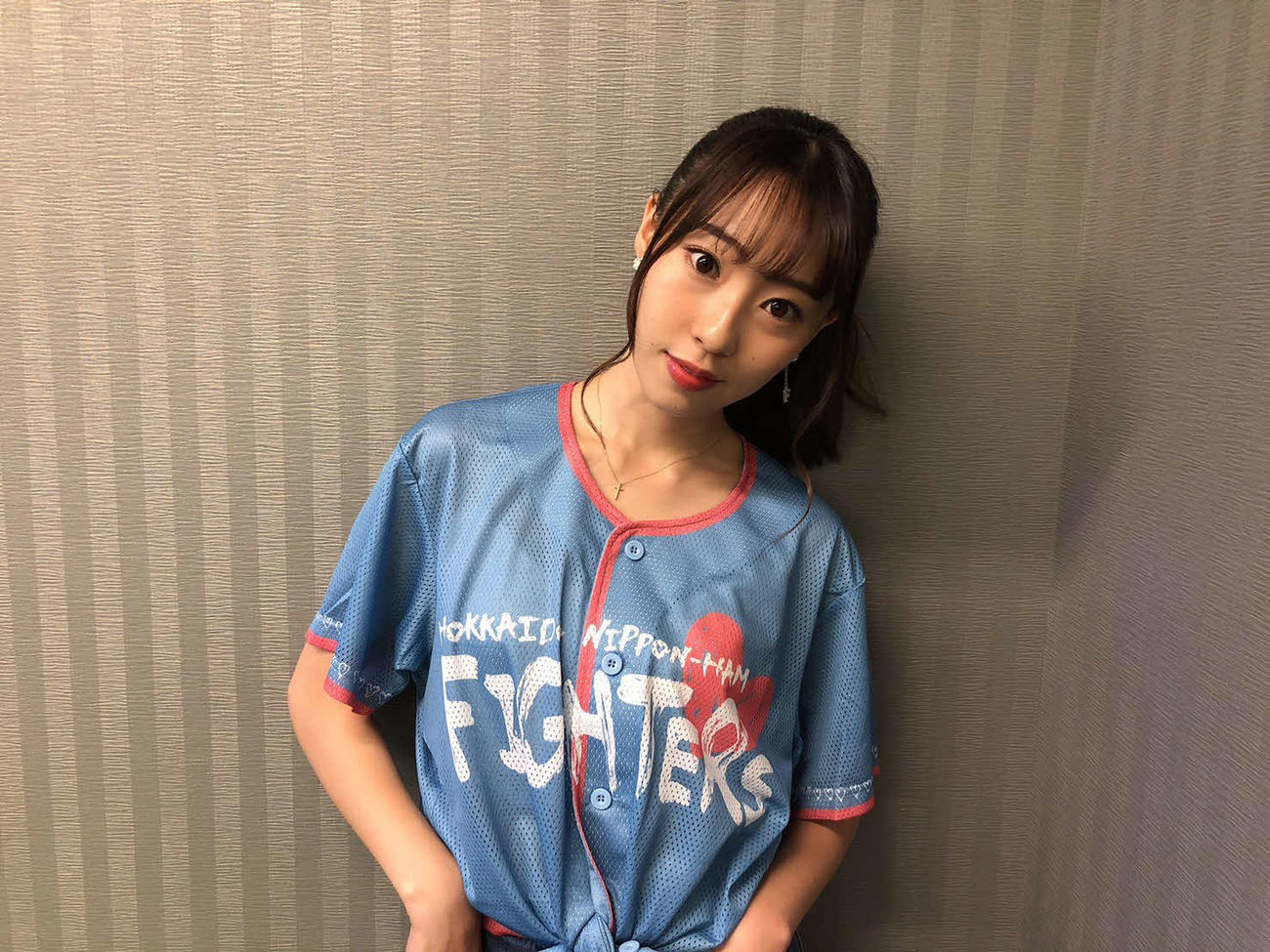 ガールズユニを着た藤江れいな