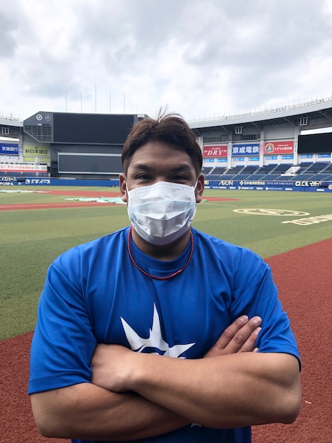 自主練習を行ったロッテ井上（球団提供）