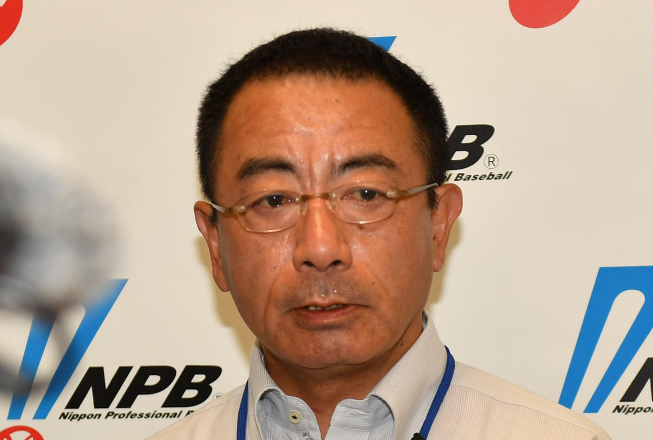 NPBの井原事務局長（2019年8月17日撮影）