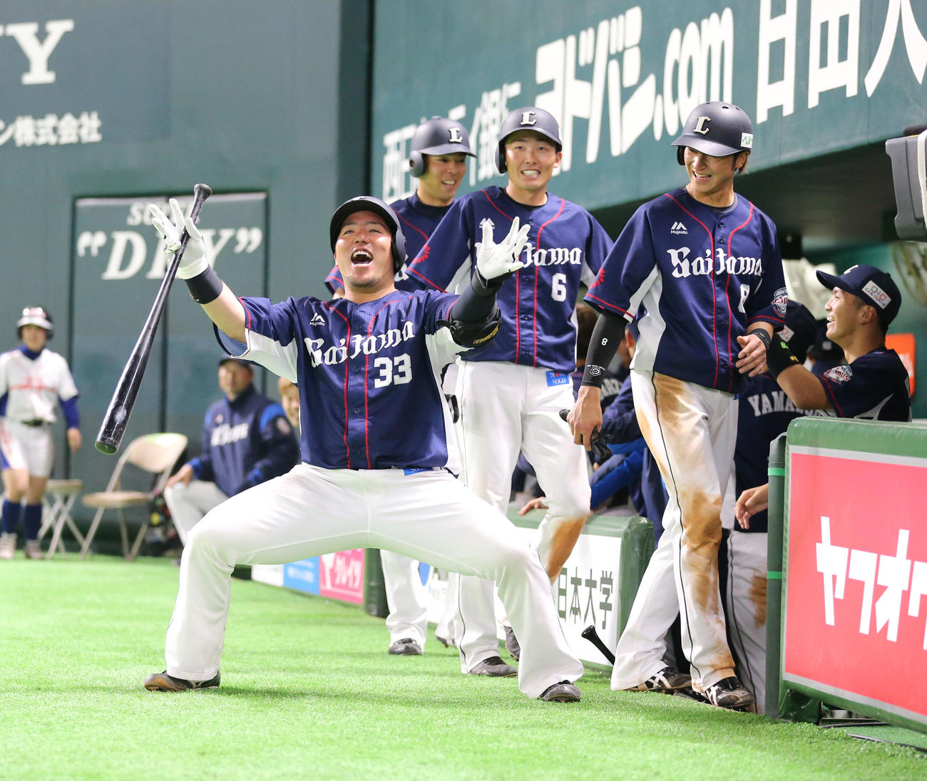 「どすこい」を披露する山川穂高（2019年3月5日撮影）