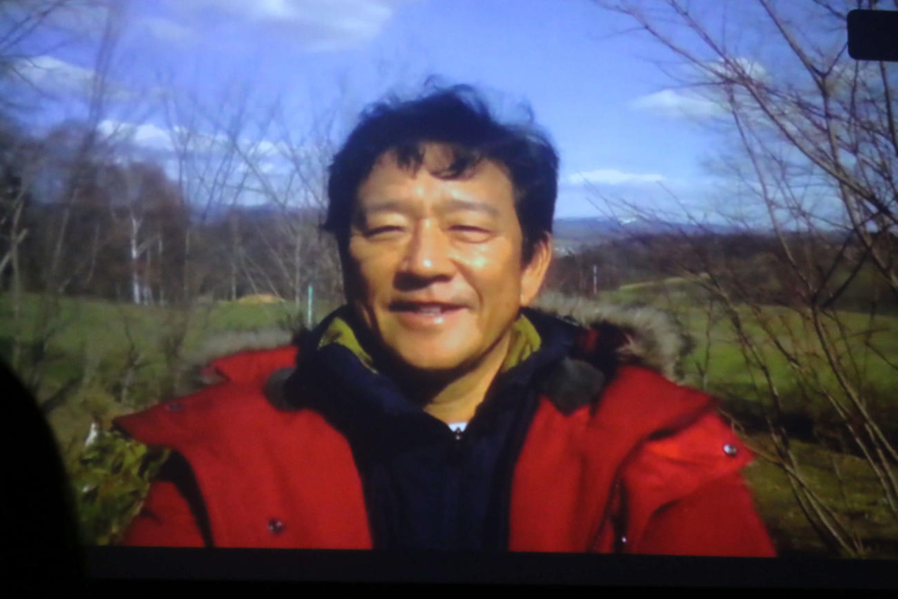 オンラインで取材を受ける日本ハム栗山監督（撮影・中島宙恵）