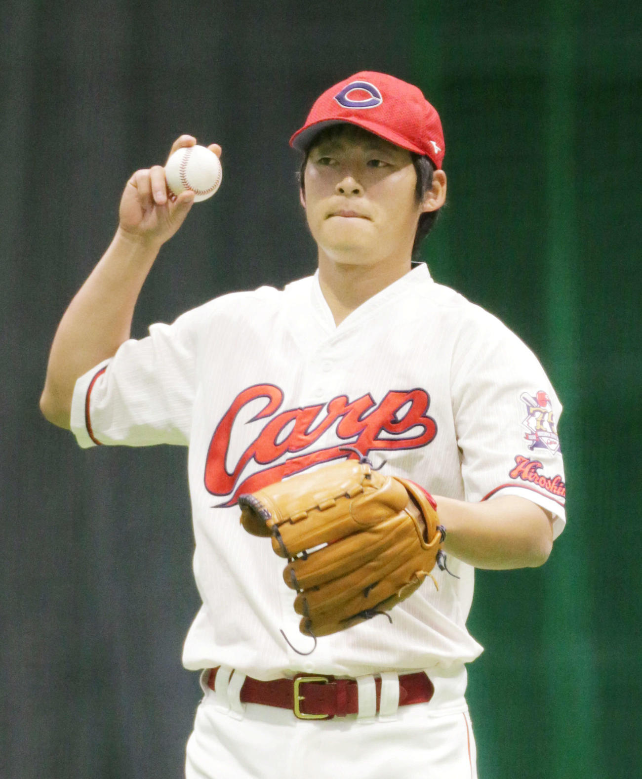 練習する広島一岡（撮影・加藤孝規）
