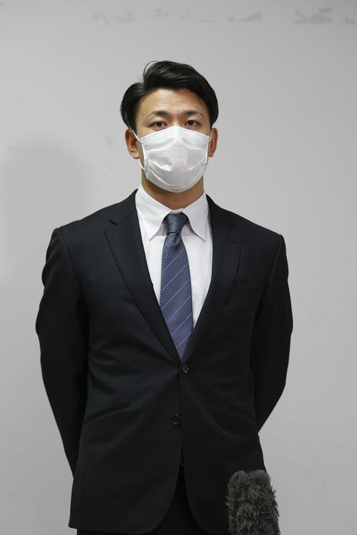 阪神タイガース　OB伊藤隼太さん　直筆サイン色紙(保護ファイル付) 阪神タイガース OB伊藤隼太さん 直筆サイン色紙(保護ファイル付