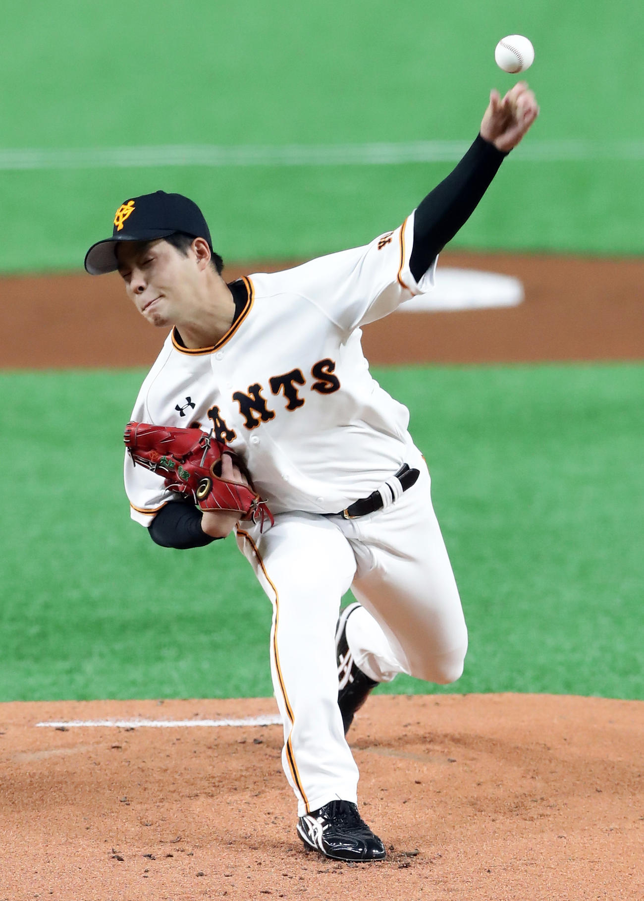 マリナーズ戦で力投する巨人大江竜聖（2019年3月18日撮影）